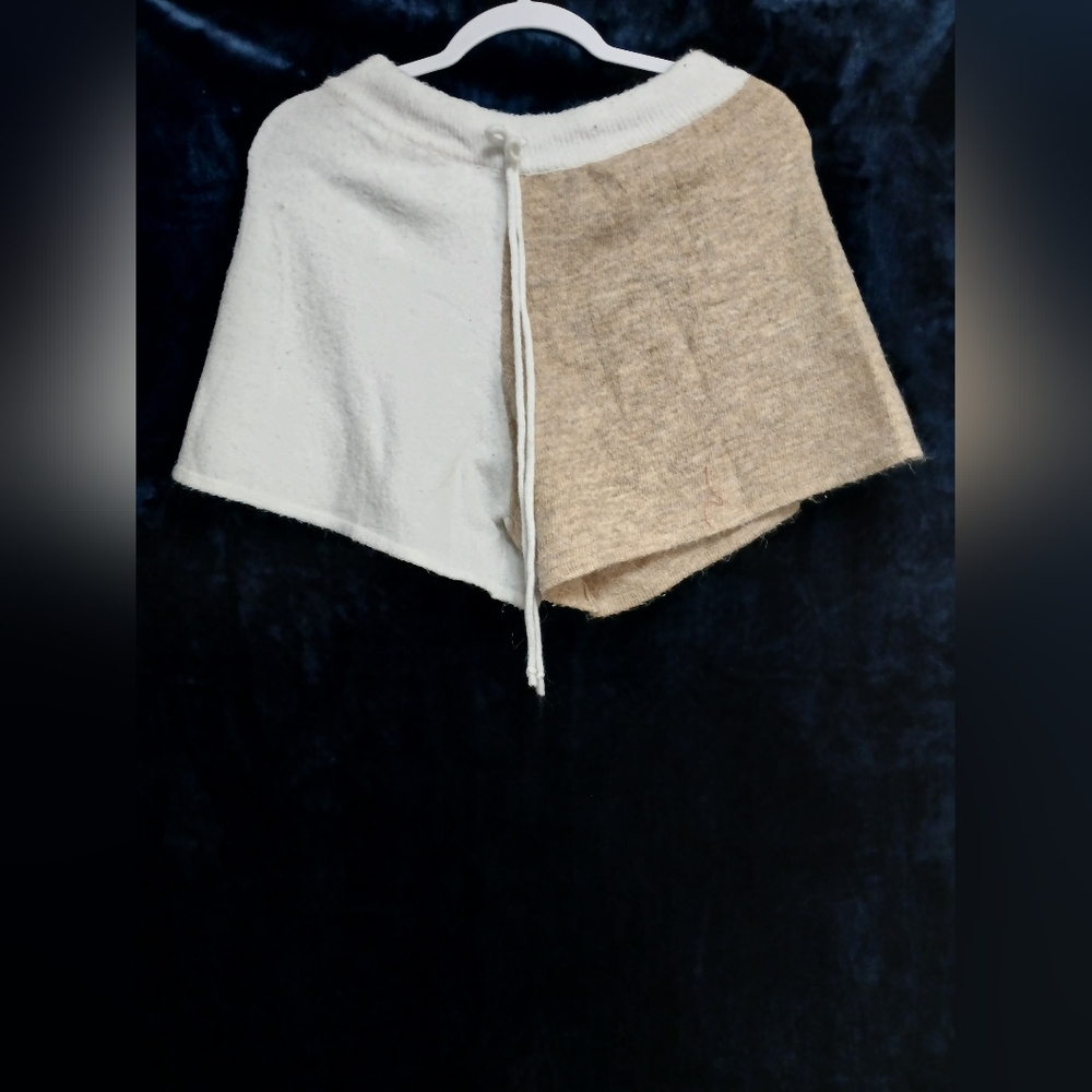 Staccato Two-Tone Athletic Shorts